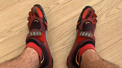 YT Live (04/25/22)- MSL gets a pedicure