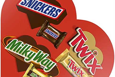 SNICKERS, TWIX & MILKY WAY Valentines Day Assorted Chocolate Candy, Heart-Shaped Gift Box, 6.84 oz