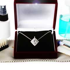 Ultimate Guide to Diamond Jewelry Cleaning Maintenance