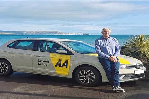 Fancy a Career Shift? Driving Instructors in High Demand as Government Tackles Test Backlog