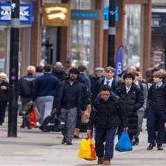 Britain's Economy Just Face-Planted – And Yeah, It's Going to Hit Your Wallet
