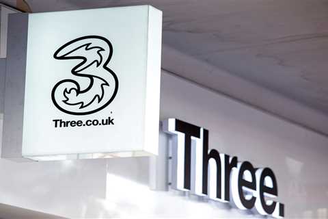 Three Mobile Just Shocked Everyone by Bringing Back Free Roaming (And I'm Still Processing This)