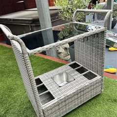 This Aldi Garden Bar Just Made Me Question Everything I Know About Retail Pricing