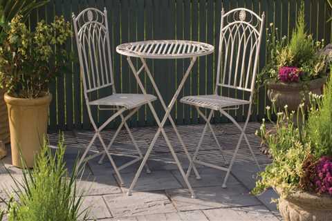 Avoid These Common Mistakes When Building DIY Outdoor Furniture